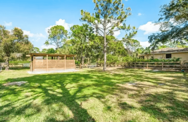 Private Pet Park SFL 